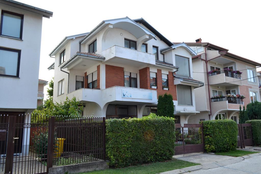 Apartment In 普里莱普 外观 照片